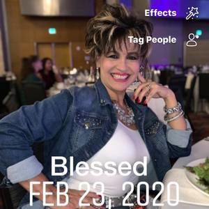 Meet your Posher, Augustina